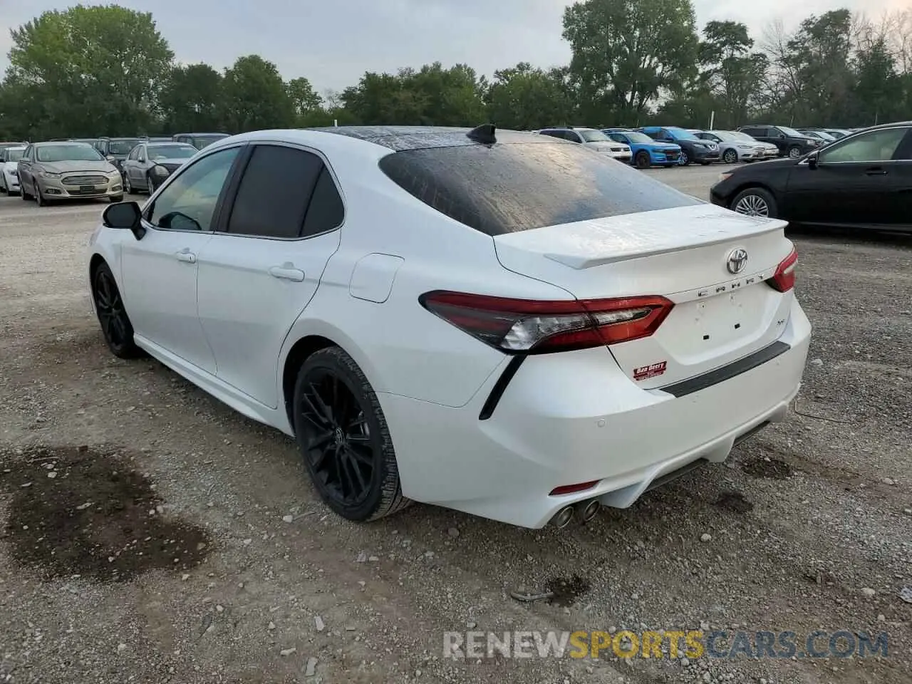3 fotografías del automóvil dañado 4T1K61AK1NU700134 TOYOTA CAMRY 2022