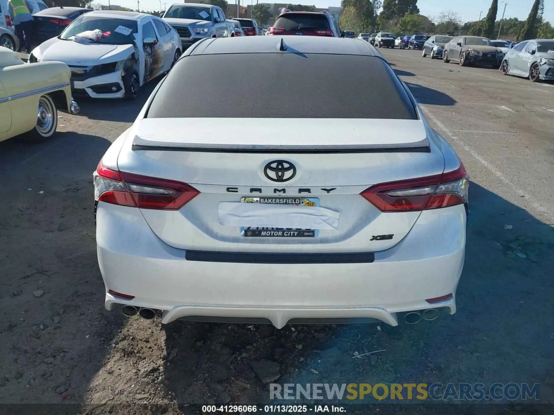 16 fotografías del automóvil dañado 4T1K61AK2NU034434 TOYOTA CAMRY 2022