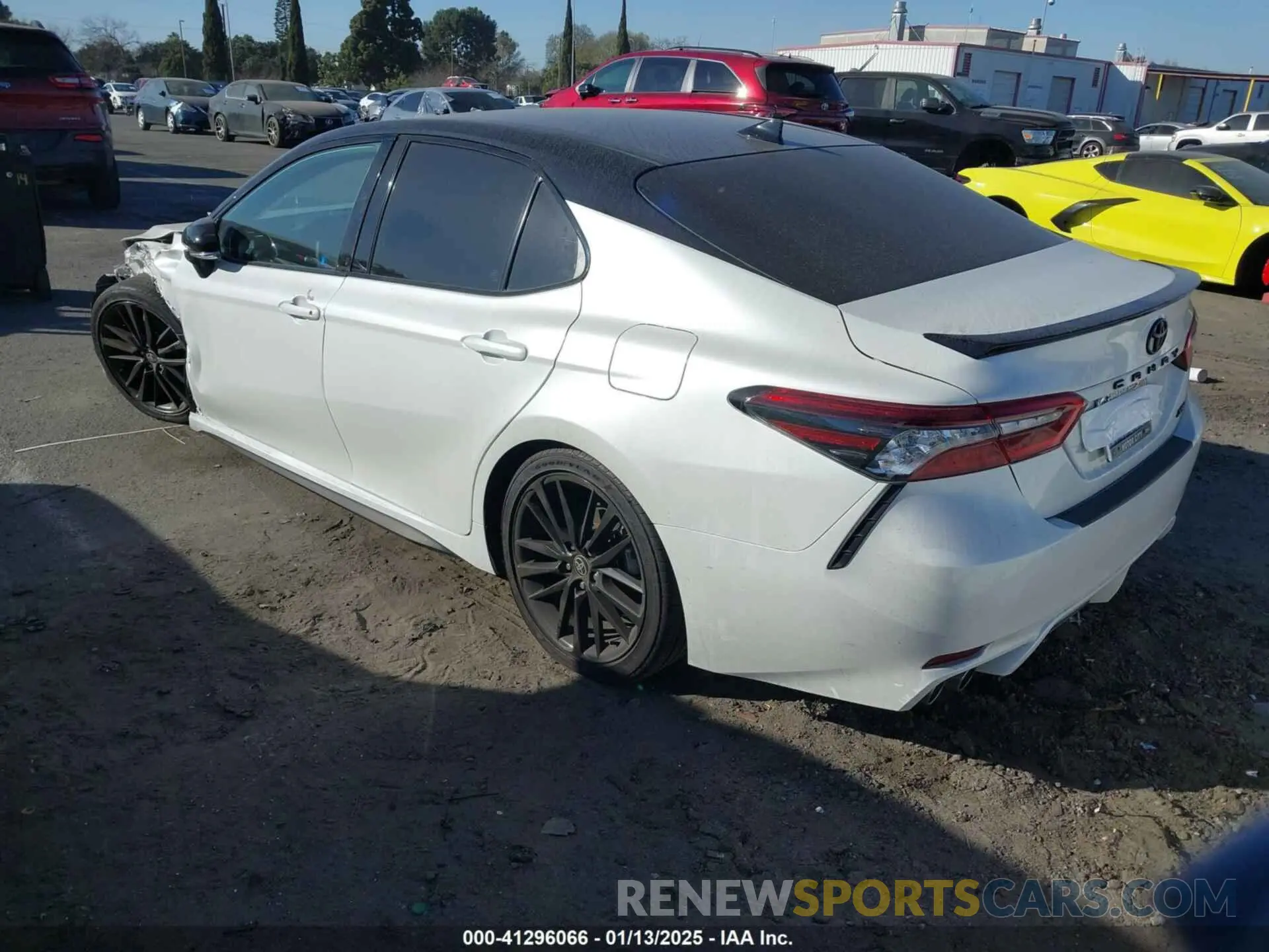 3 fotografías del automóvil dañado 4T1K61AK2NU034434 TOYOTA CAMRY 2022