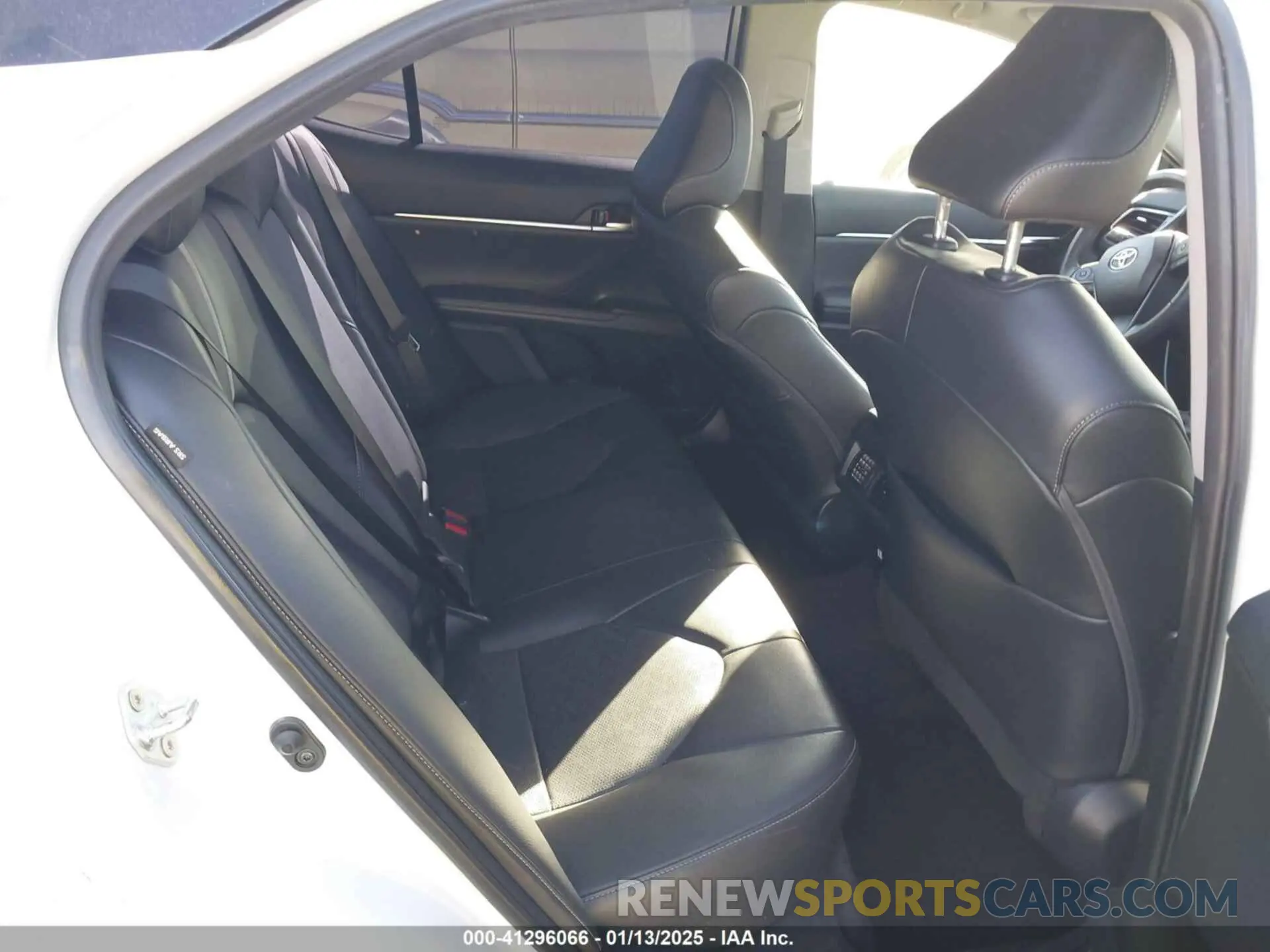 8 fotografías del automóvil dañado 4T1K61AK2NU034434 TOYOTA CAMRY 2022