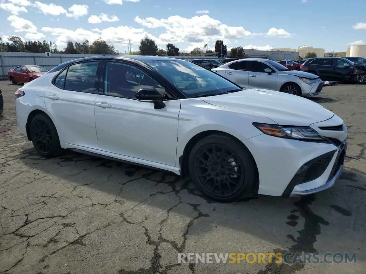 4 fotografías del automóvil dañado 4T1K61AK2NU073704 TOYOTA CAMRY 2022