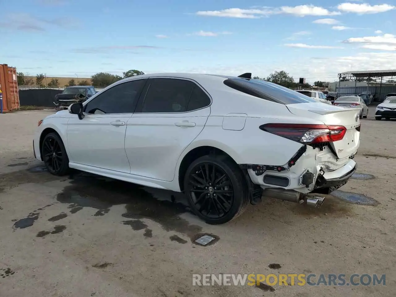 2 fotografías del automóvil dañado 4T1K61AK2NU708274 TOYOTA CAMRY 2022