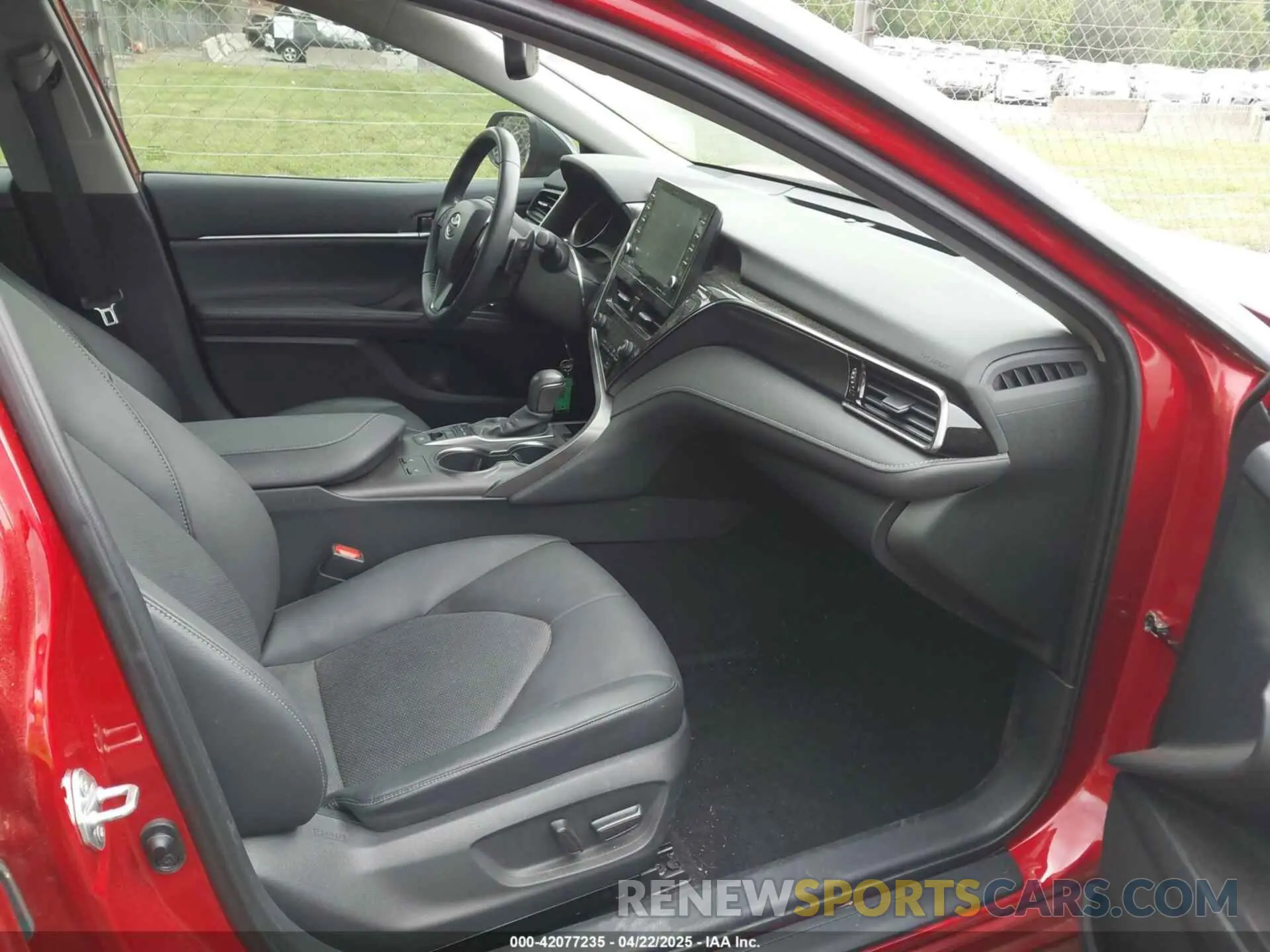 5 fotografías del automóvil dañado 4T1K61AK3NU020803 TOYOTA CAMRY 2022