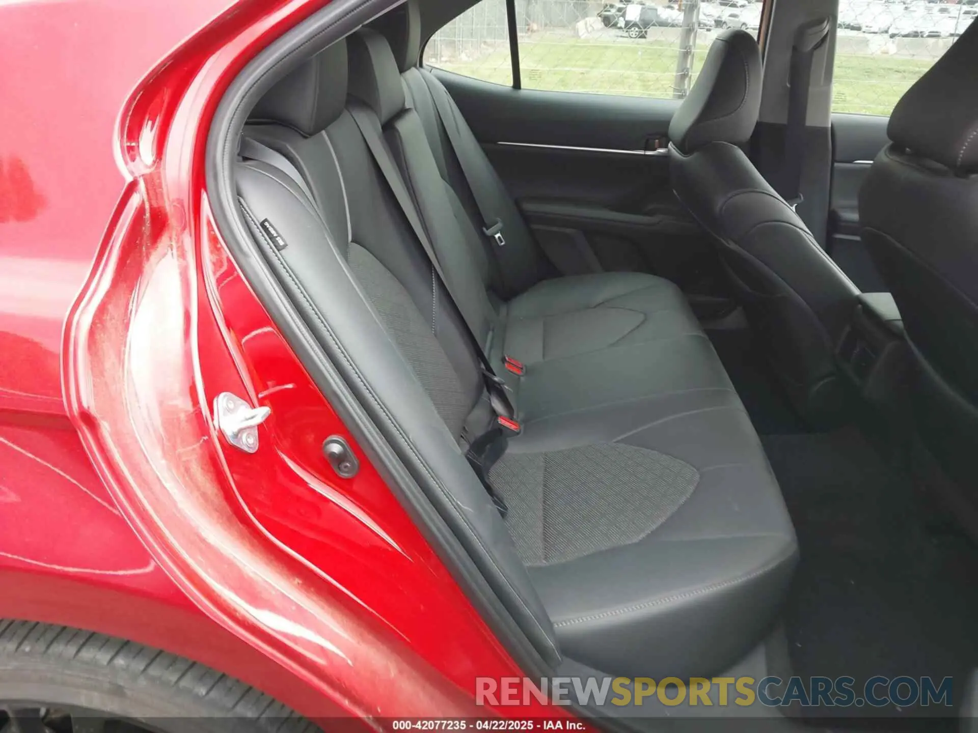 8 fotografías del automóvil dañado 4T1K61AK3NU020803 TOYOTA CAMRY 2022