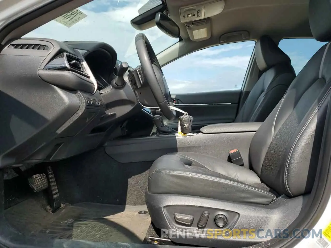 7 fotografías del automóvil dañado 4T1K61AK3NU060265 TOYOTA CAMRY 2022