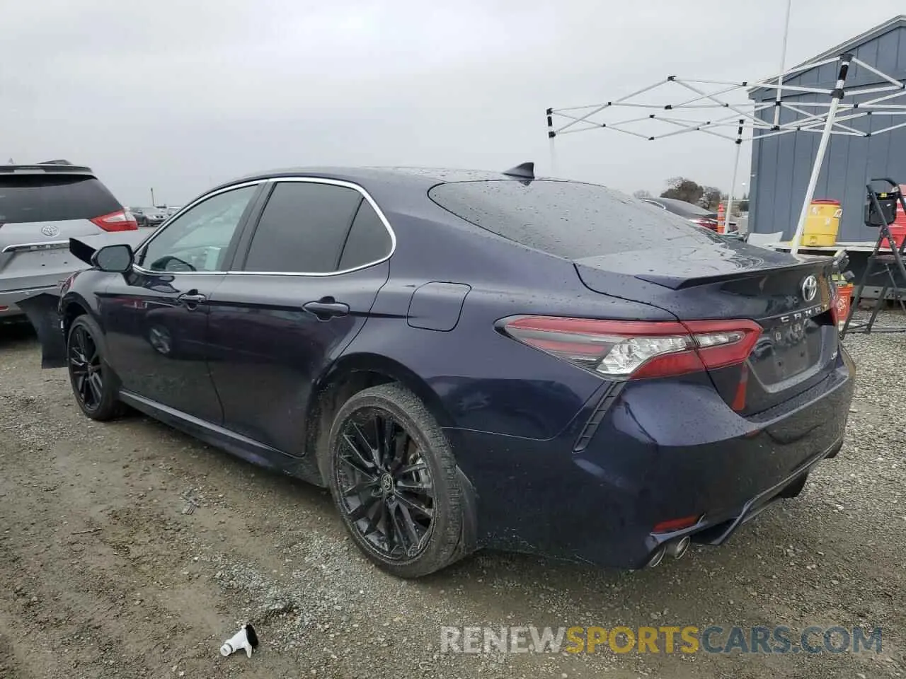 2 fotografías del automóvil dañado 4T1K61AK3NU701589 TOYOTA CAMRY 2022