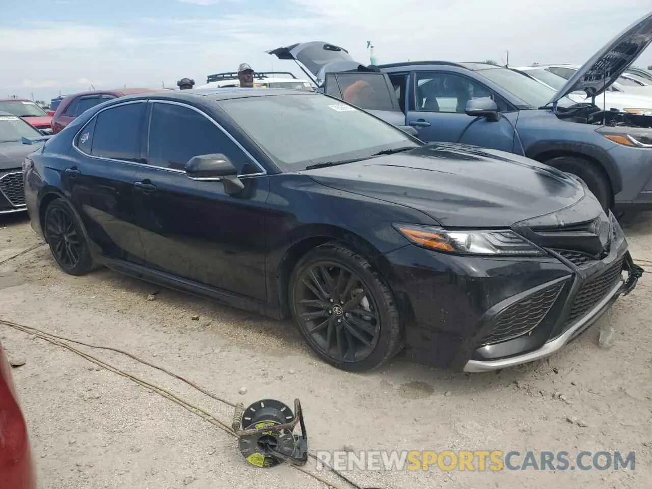 4 fotografías del automóvil dañado 4T1K61AK4NU027081 TOYOTA CAMRY 2022