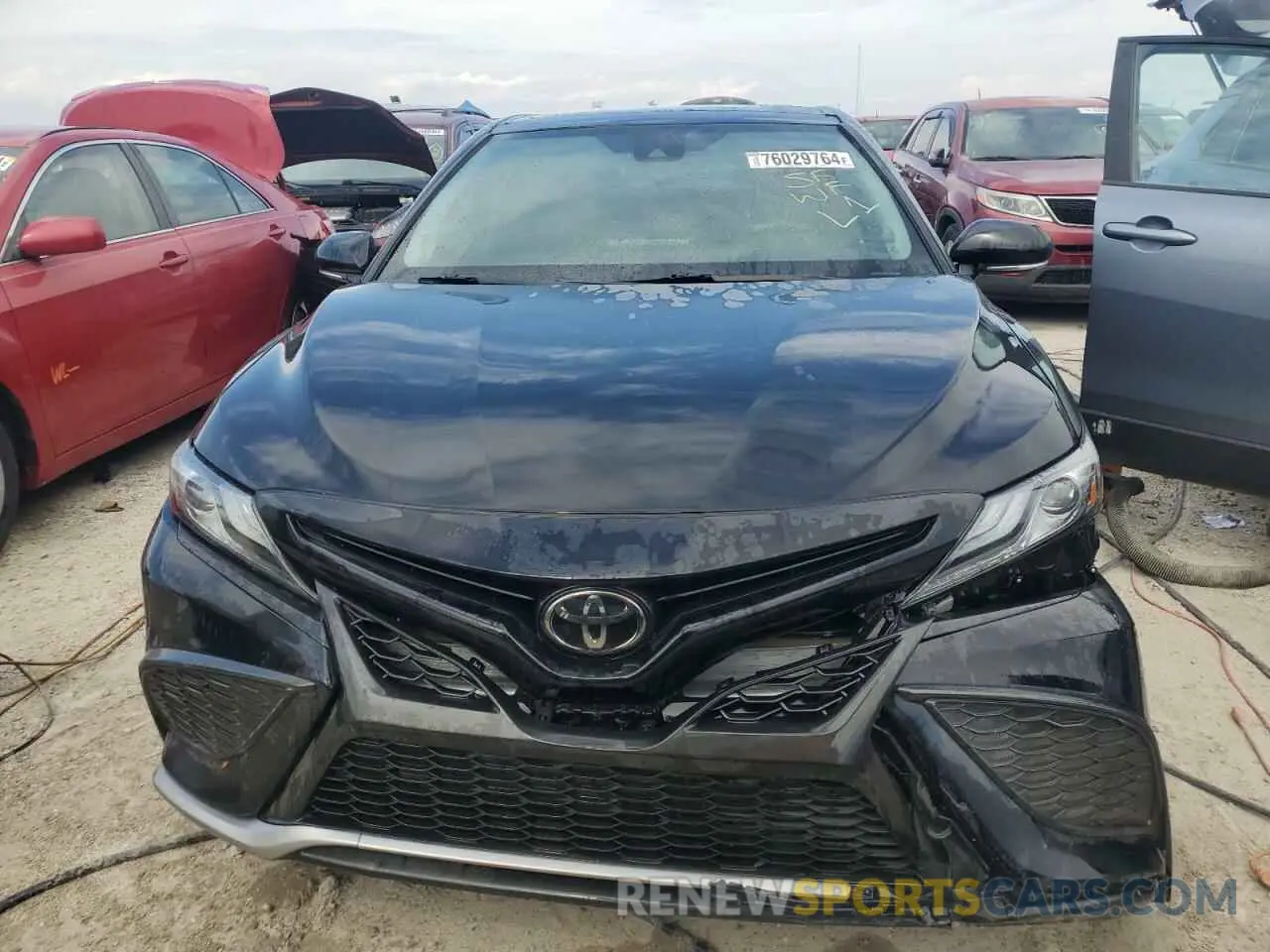 5 fotografías del automóvil dañado 4T1K61AK4NU027081 TOYOTA CAMRY 2022