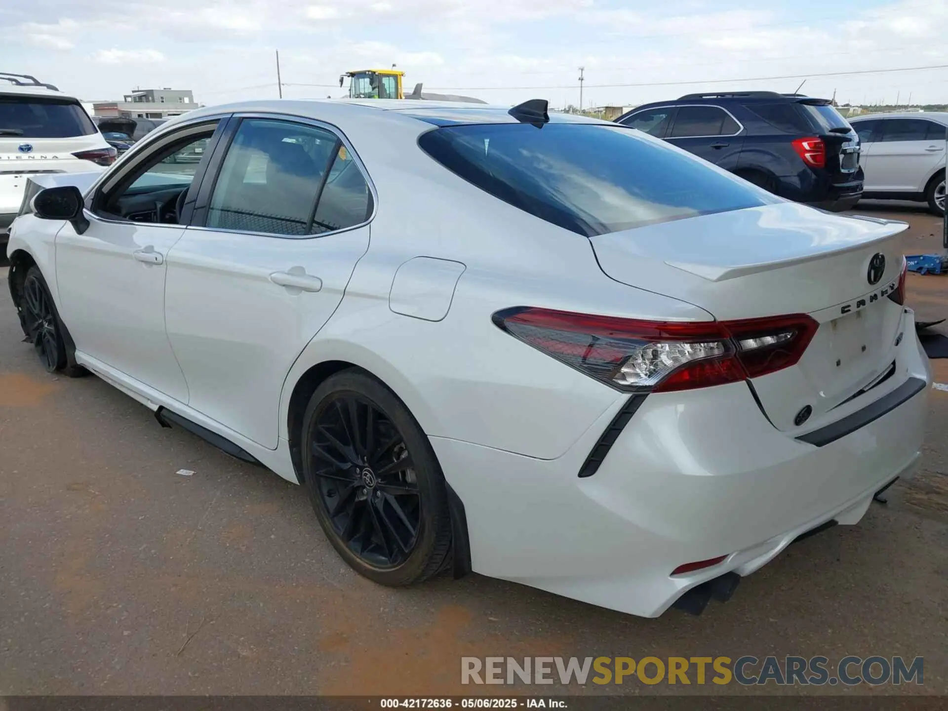 3 fotografías del automóvil dañado 4T1K61AK5NU010192 TOYOTA CAMRY 2022