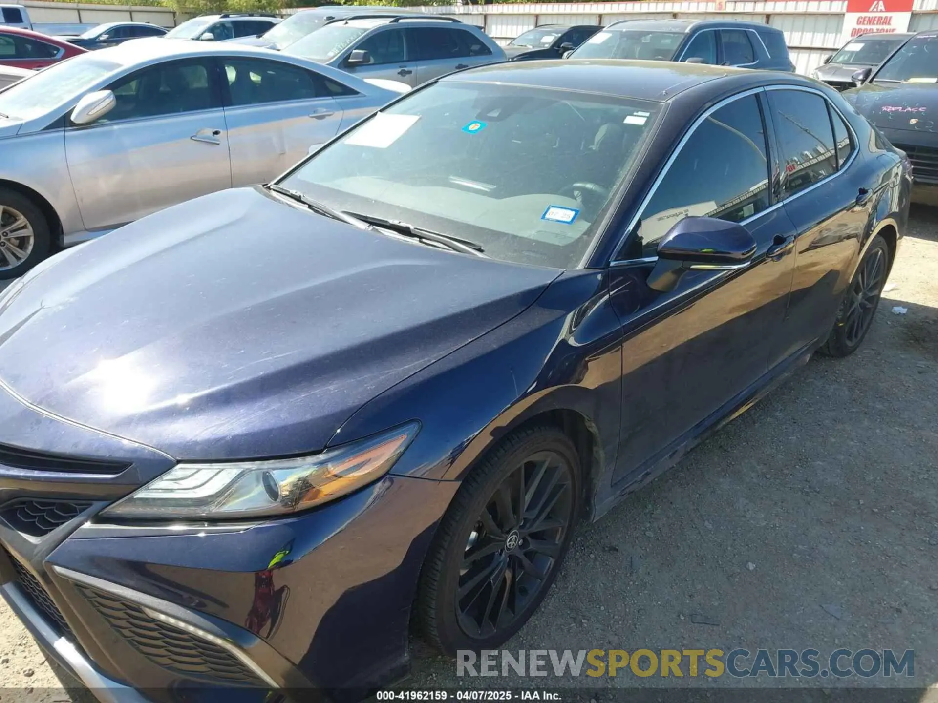 2 fotografías del automóvil dañado 4T1K61AK5NU073535 TOYOTA CAMRY 2022