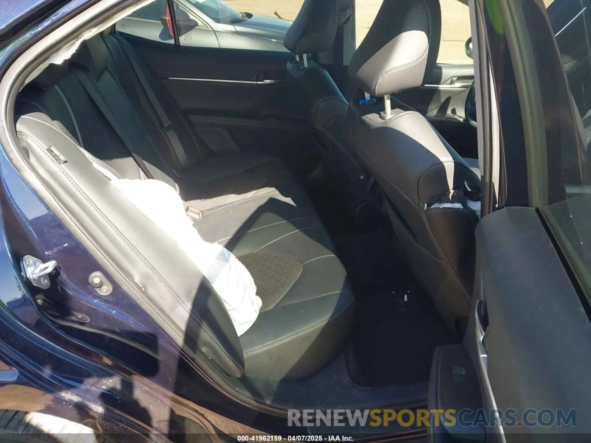 8 fotografías del automóvil dañado 4T1K61AK5NU073535 TOYOTA CAMRY 2022