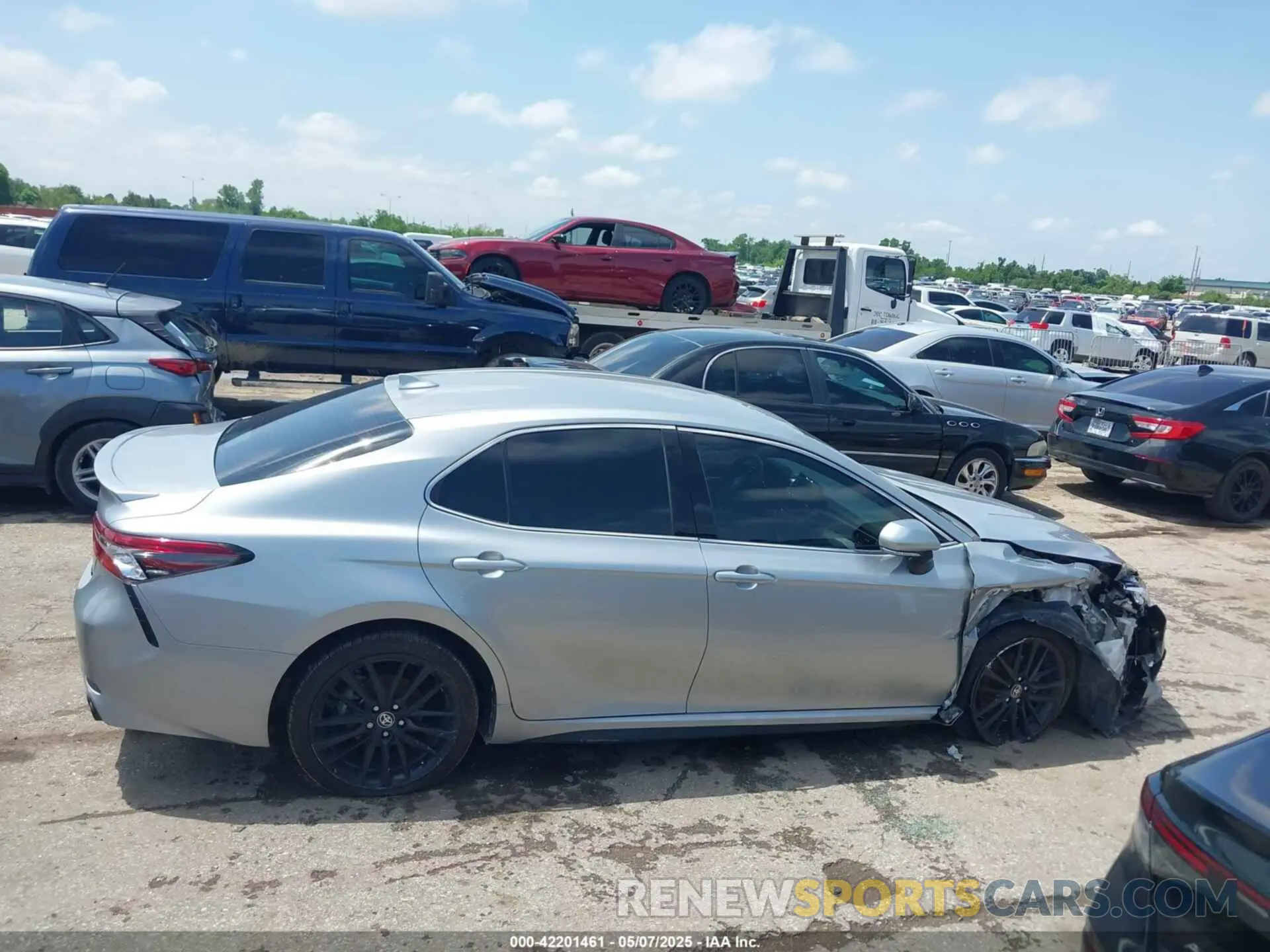 13 fotografías del automóvil dañado 4T1K61AK7NU004149 TOYOTA CAMRY 2022