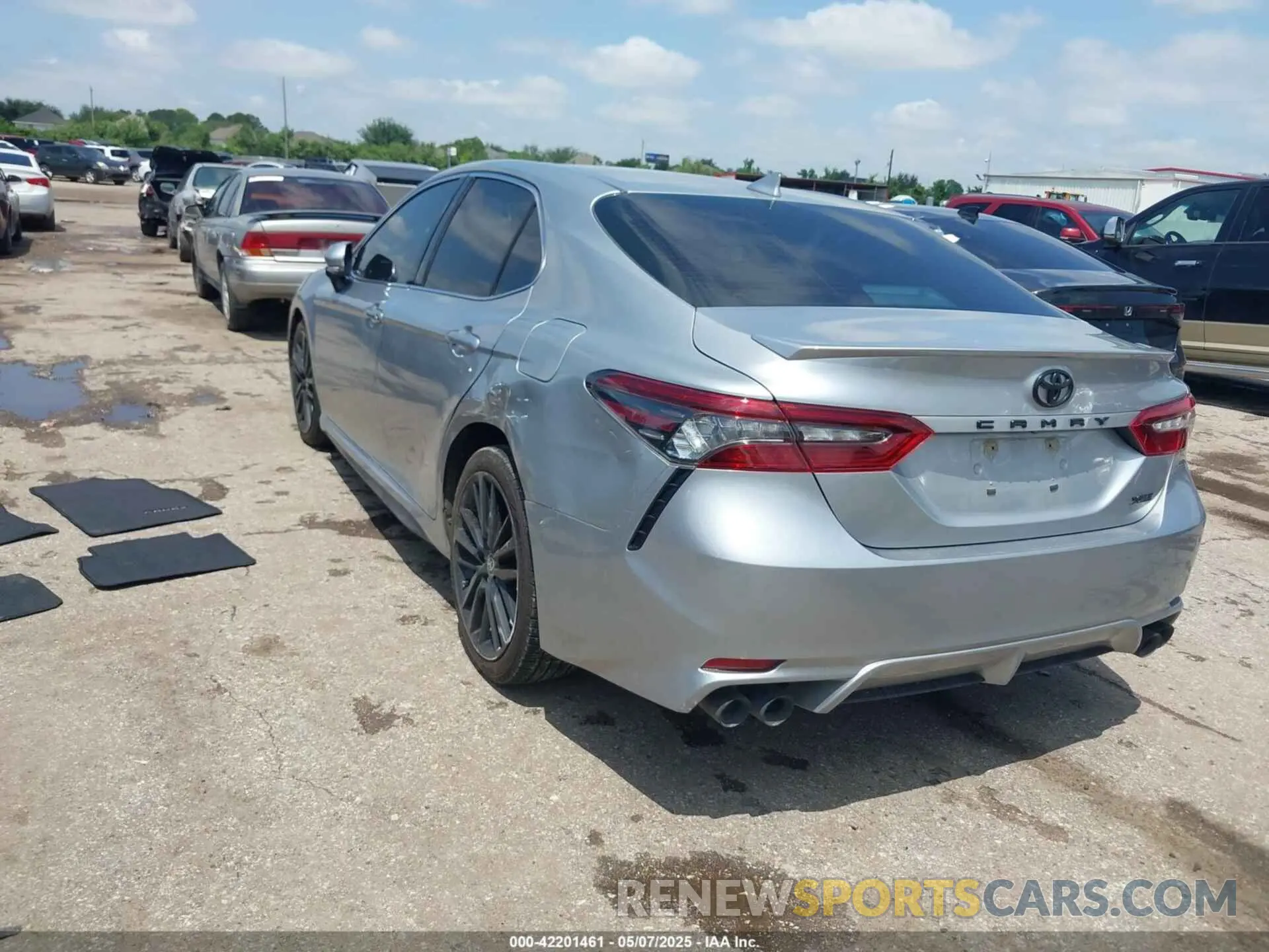 3 fotografías del automóvil dañado 4T1K61AK7NU004149 TOYOTA CAMRY 2022
