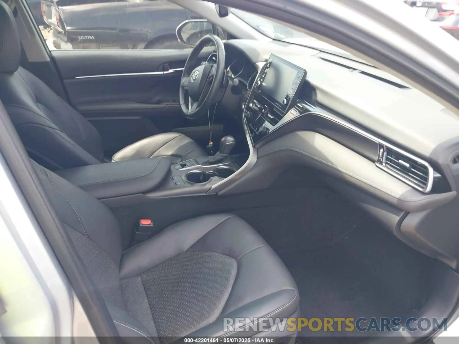 5 fotografías del automóvil dañado 4T1K61AK7NU004149 TOYOTA CAMRY 2022