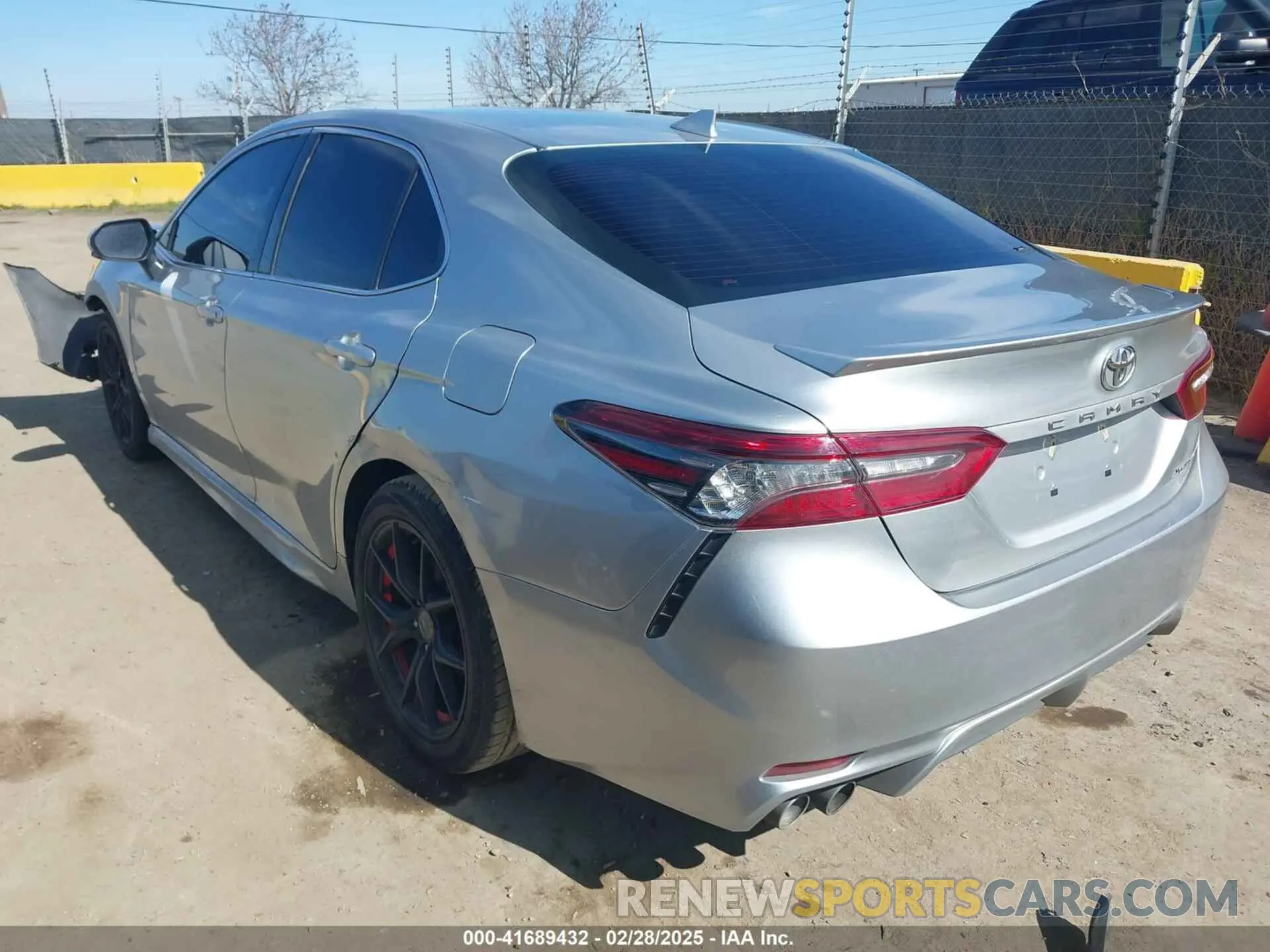 3 fotografías del automóvil dañado 4T1K61AK7NU018472 TOYOTA CAMRY 2022