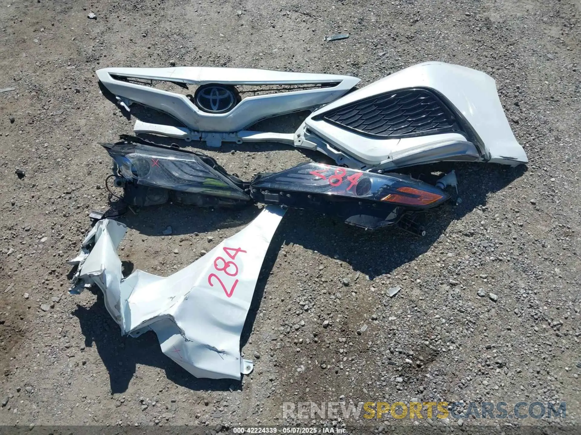 12 fotografías del automóvil dañado 4T1K61AK8NU005679 TOYOTA CAMRY 2022