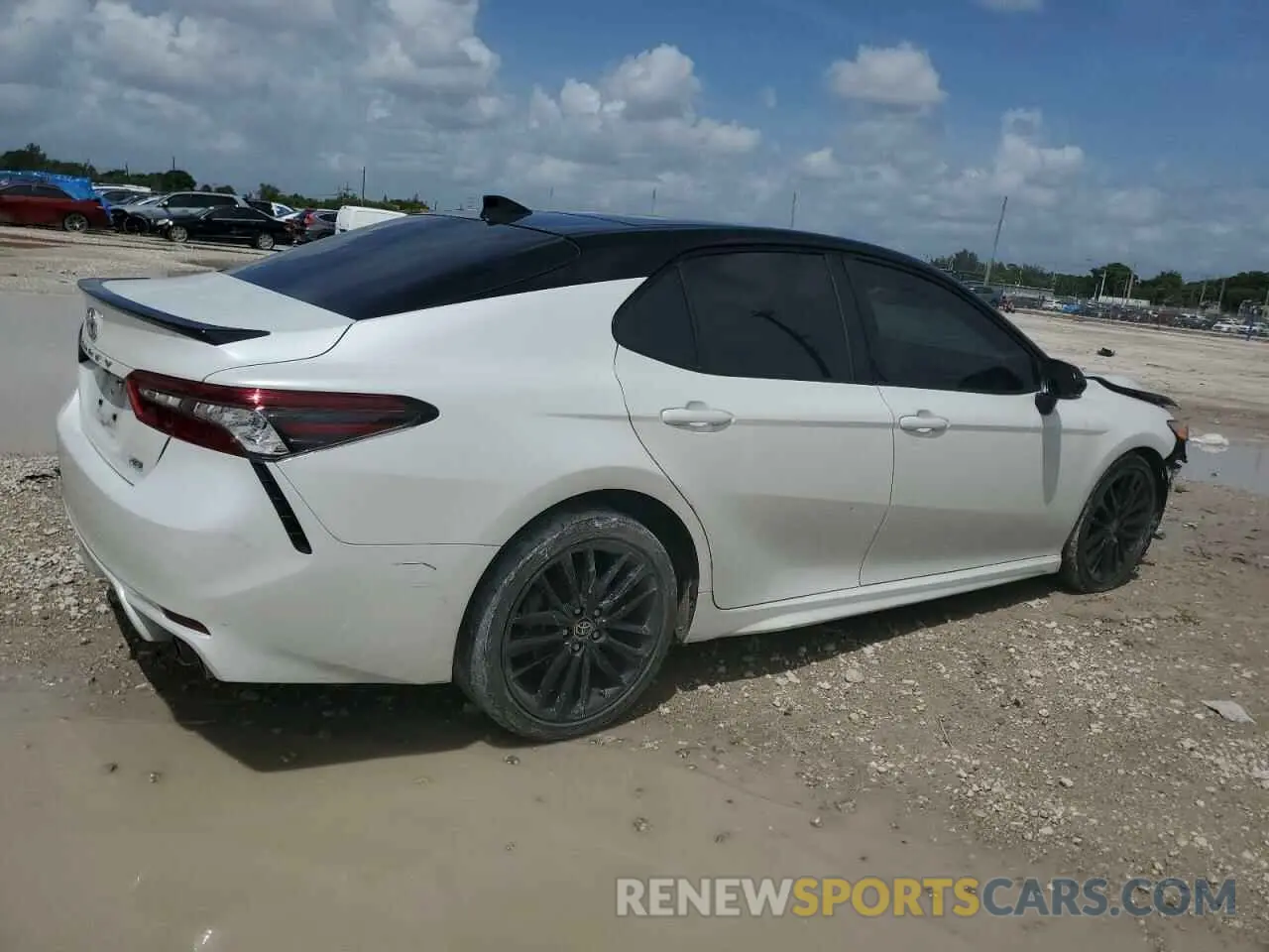 3 fotografías del automóvil dañado 4T1K61AK8NU024748 TOYOTA CAMRY 2022