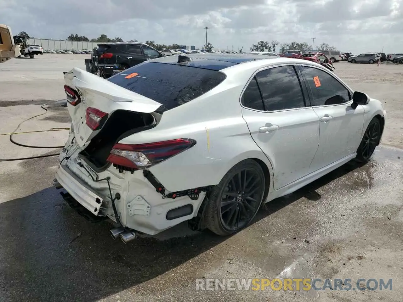 3 fotografías del automóvil dañado 4T1K61AK8NU026449 TOYOTA CAMRY 2022