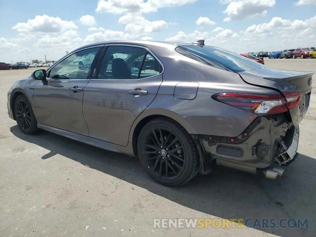 2 fotografías del automóvil dañado 4T1K61AK8NU057913 TOYOTA CAMRY 2022
