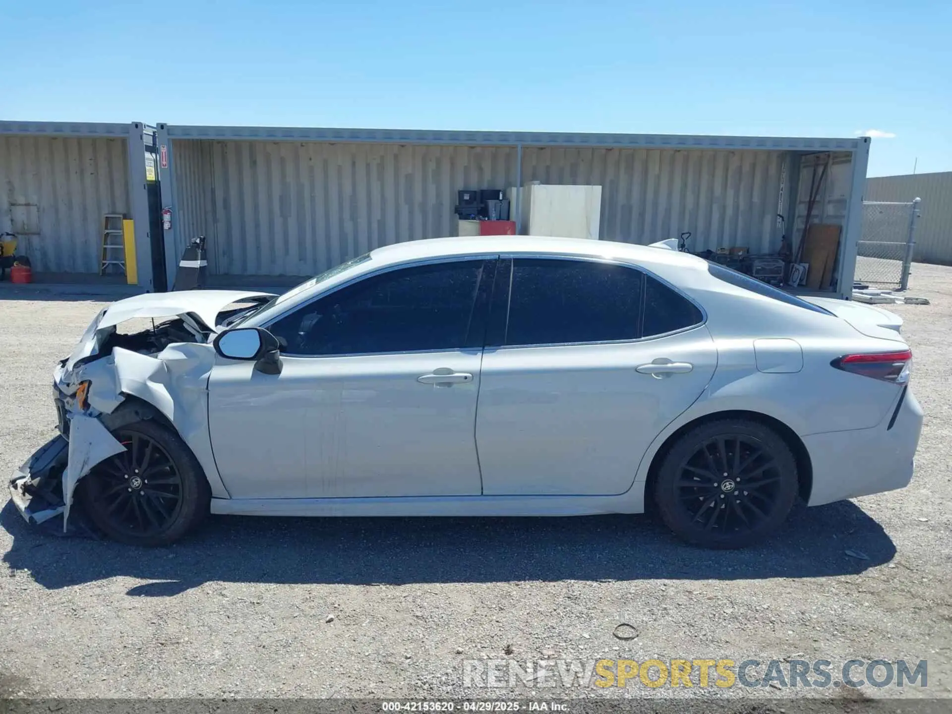 13 fotografías del automóvil dañado 4T1K61AK9NU017050 TOYOTA CAMRY 2022