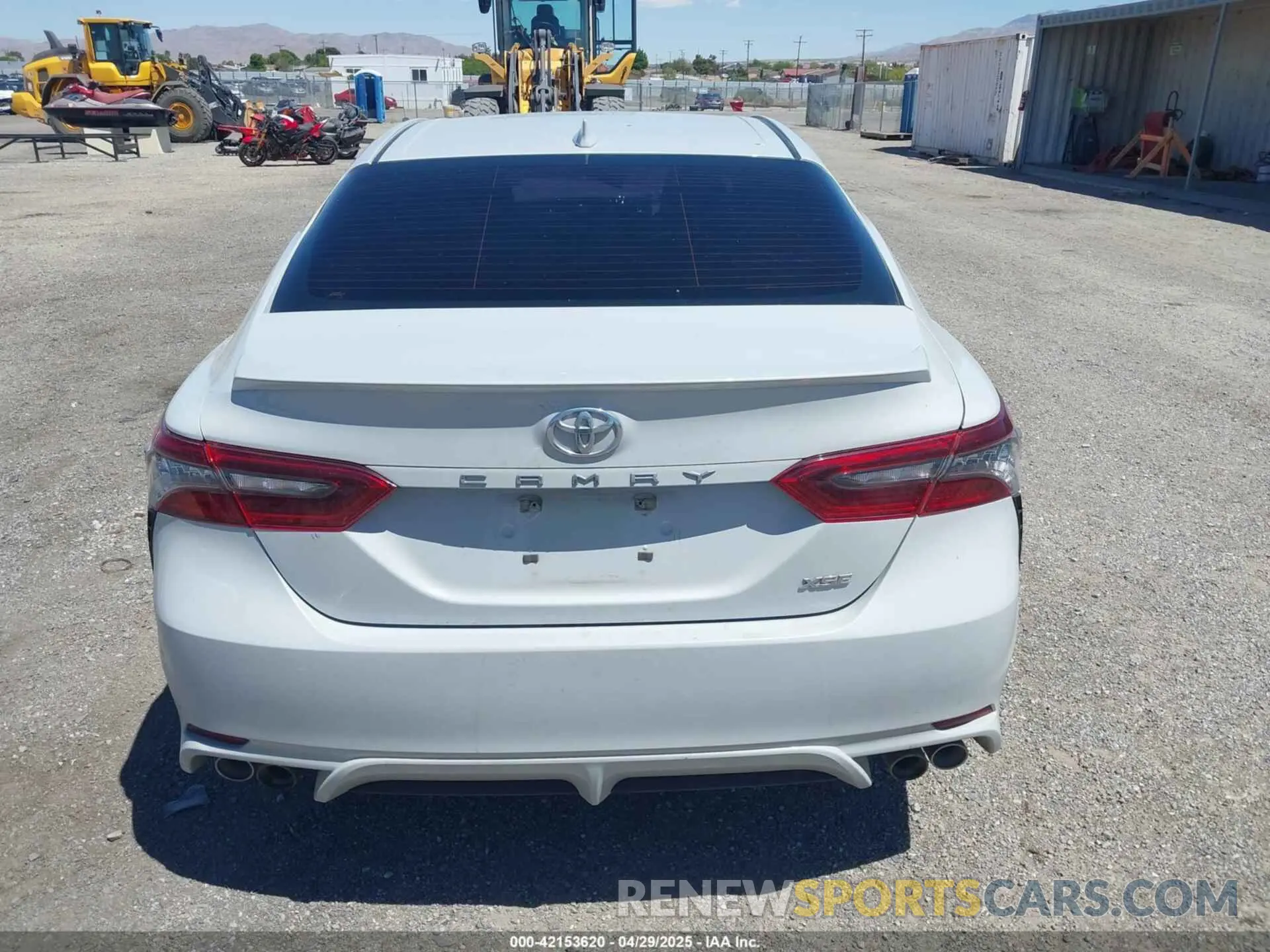 15 fotografías del automóvil dañado 4T1K61AK9NU017050 TOYOTA CAMRY 2022