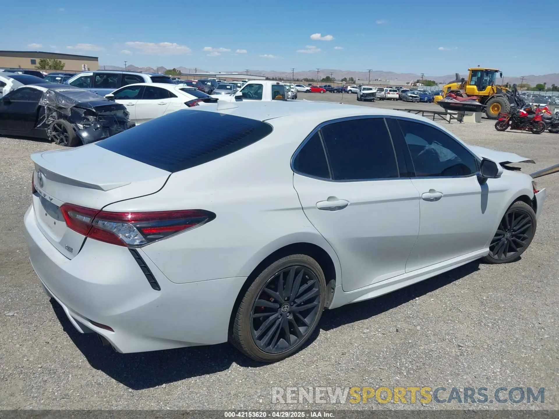 4 fotografías del automóvil dañado 4T1K61AK9NU017050 TOYOTA CAMRY 2022