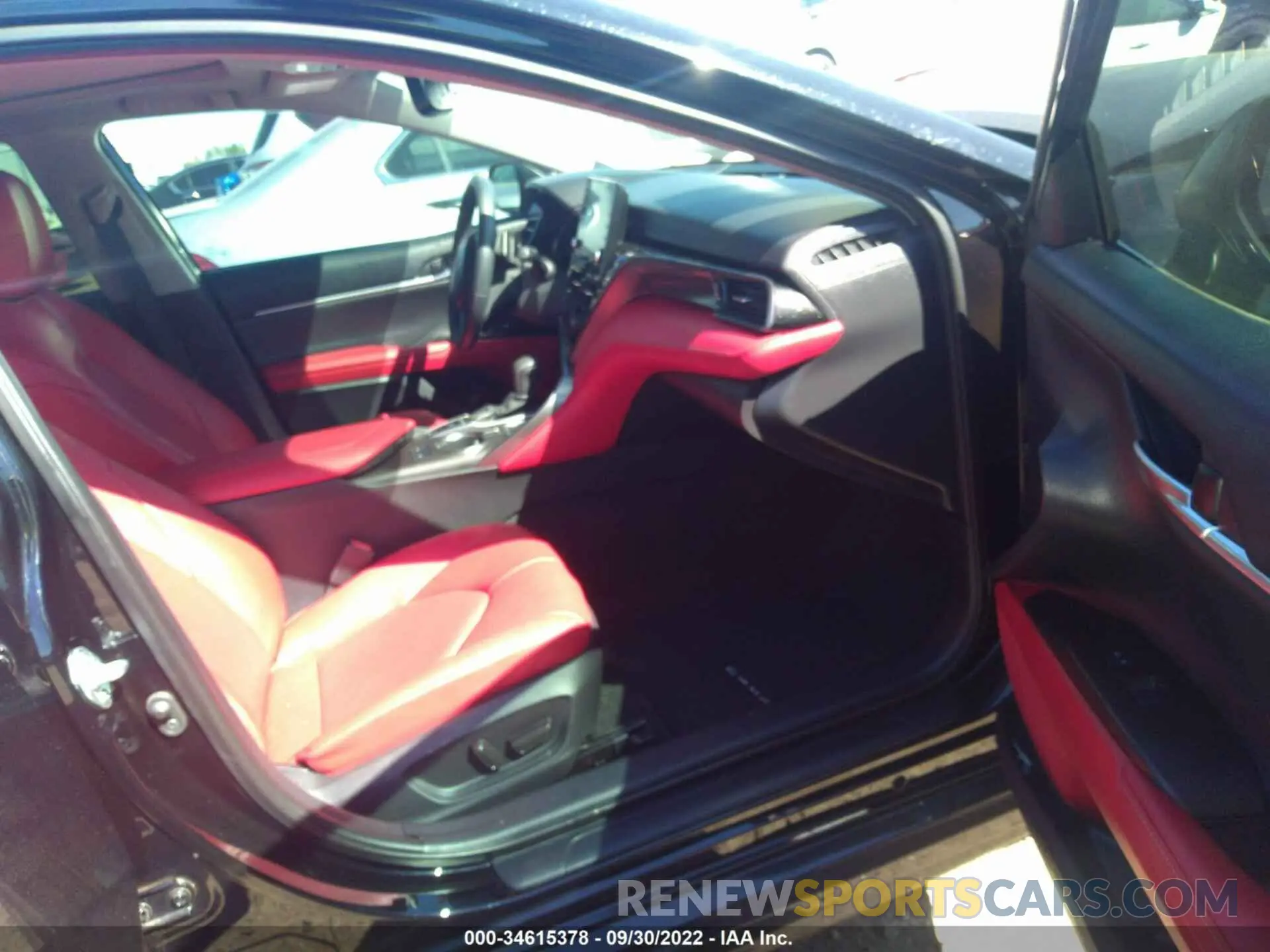 5 fotografías del automóvil dañado 4T1K61AK9NU024516 TOYOTA CAMRY 2022