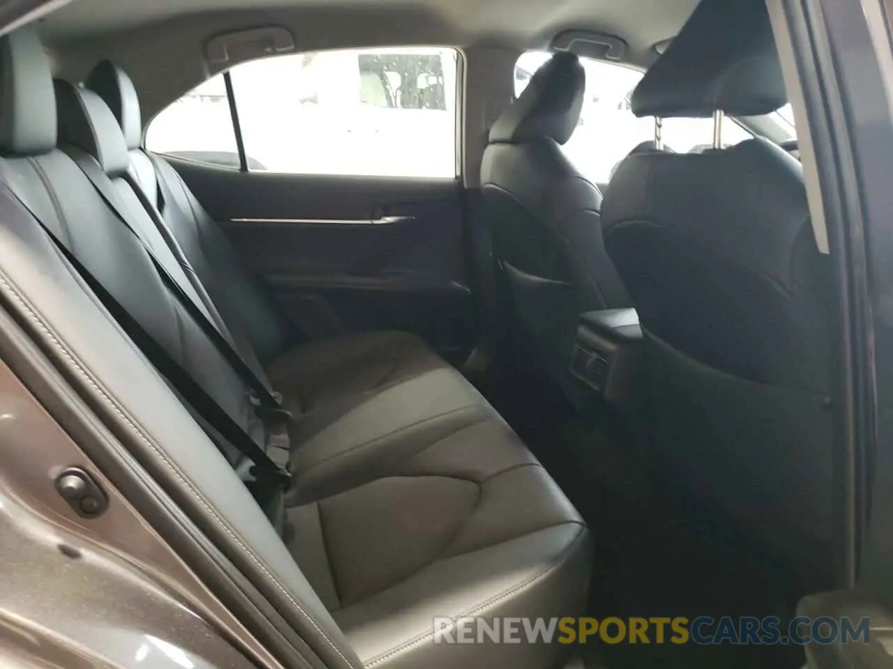 10 fotografías del automóvil dañado 4T1K61AK9NU706893 TOYOTA CAMRY 2022