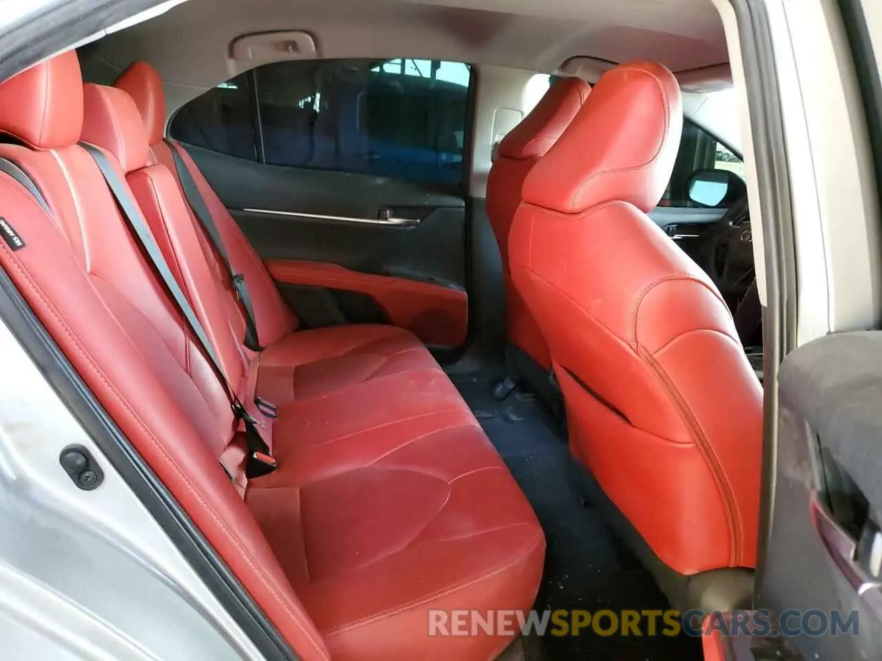 10 fotografías del automóvil dañado 4T1K61AKXNU026694 TOYOTA CAMRY 2022