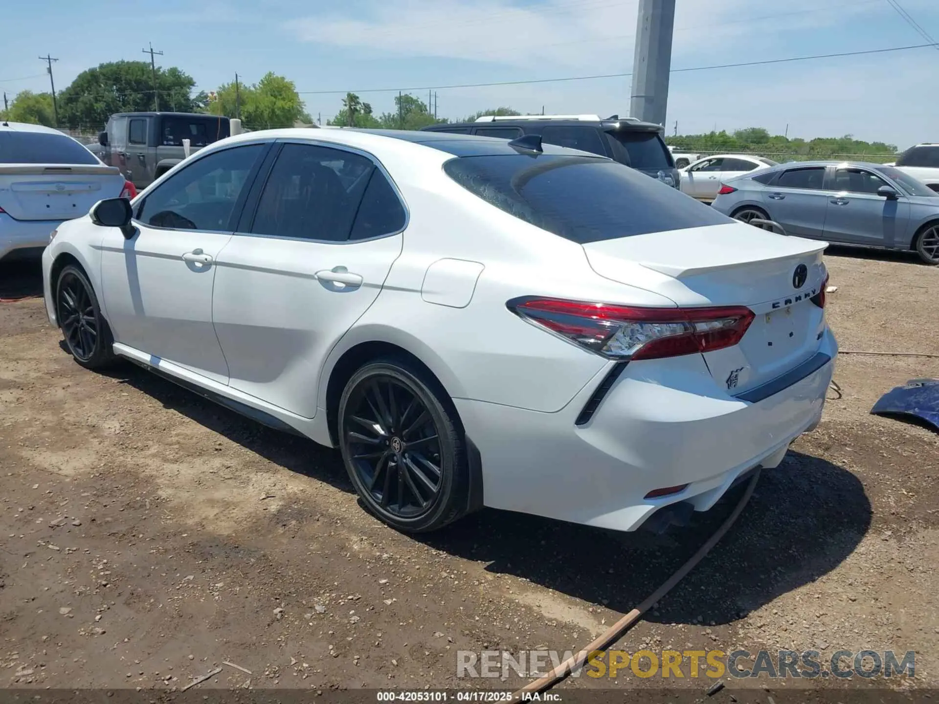 3 fotografías del automóvil dañado 4T1K61AKXNU710550 TOYOTA CAMRY 2022
