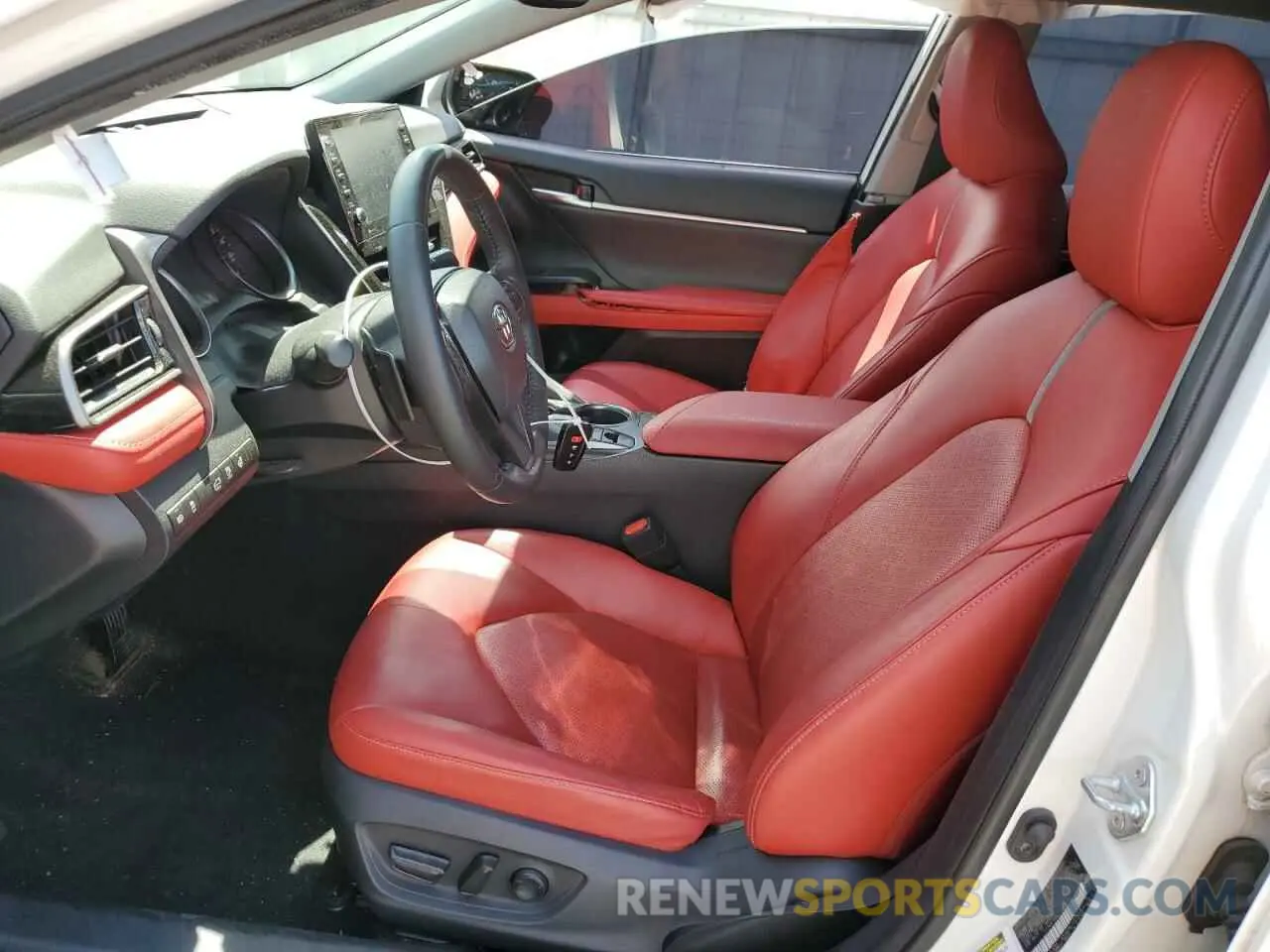 7 fotografías del automóvil dañado 4T1K61BK0NU053059 TOYOTA CAMRY 2022
