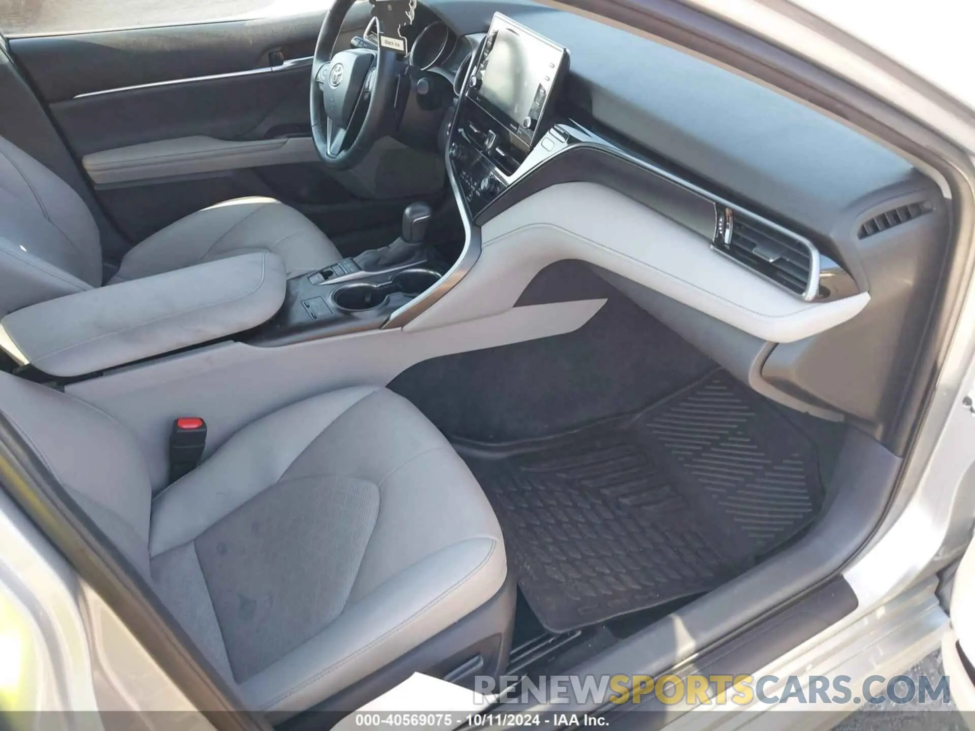 5 fotografías del automóvil dañado 4T1K61BK2NU063110 TOYOTA CAMRY 2022