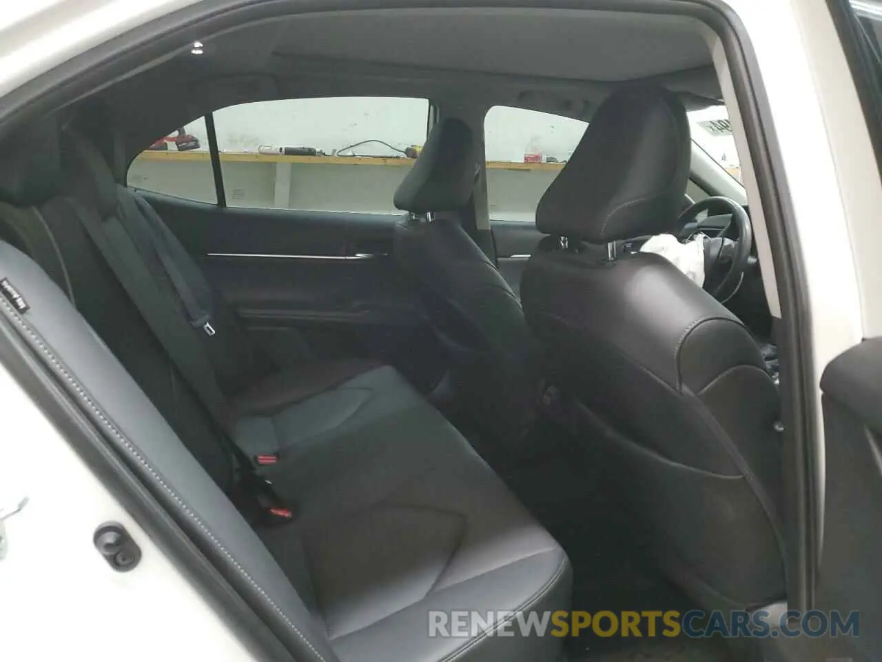 10 fotografías del automóvil dañado 4T1K61BK9NU069339 TOYOTA CAMRY 2022