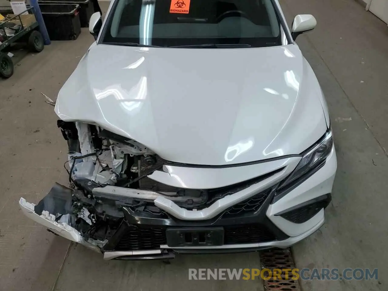 11 fotografías del automóvil dañado 4T1K61BK9NU069339 TOYOTA CAMRY 2022