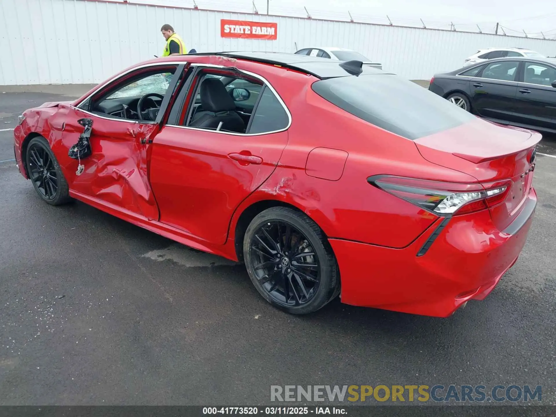 3 fotografías del automóvil dañado 4T1K61BKXNU068748 TOYOTA CAMRY 2022