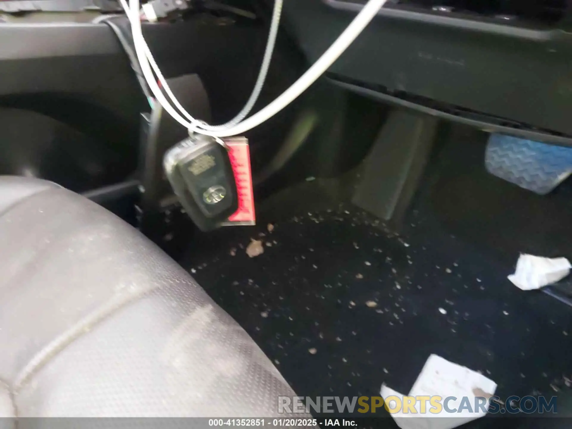 11 fotografías del automóvil dañado 4T1KZ1AK0NU069545 TOYOTA CAMRY 2022