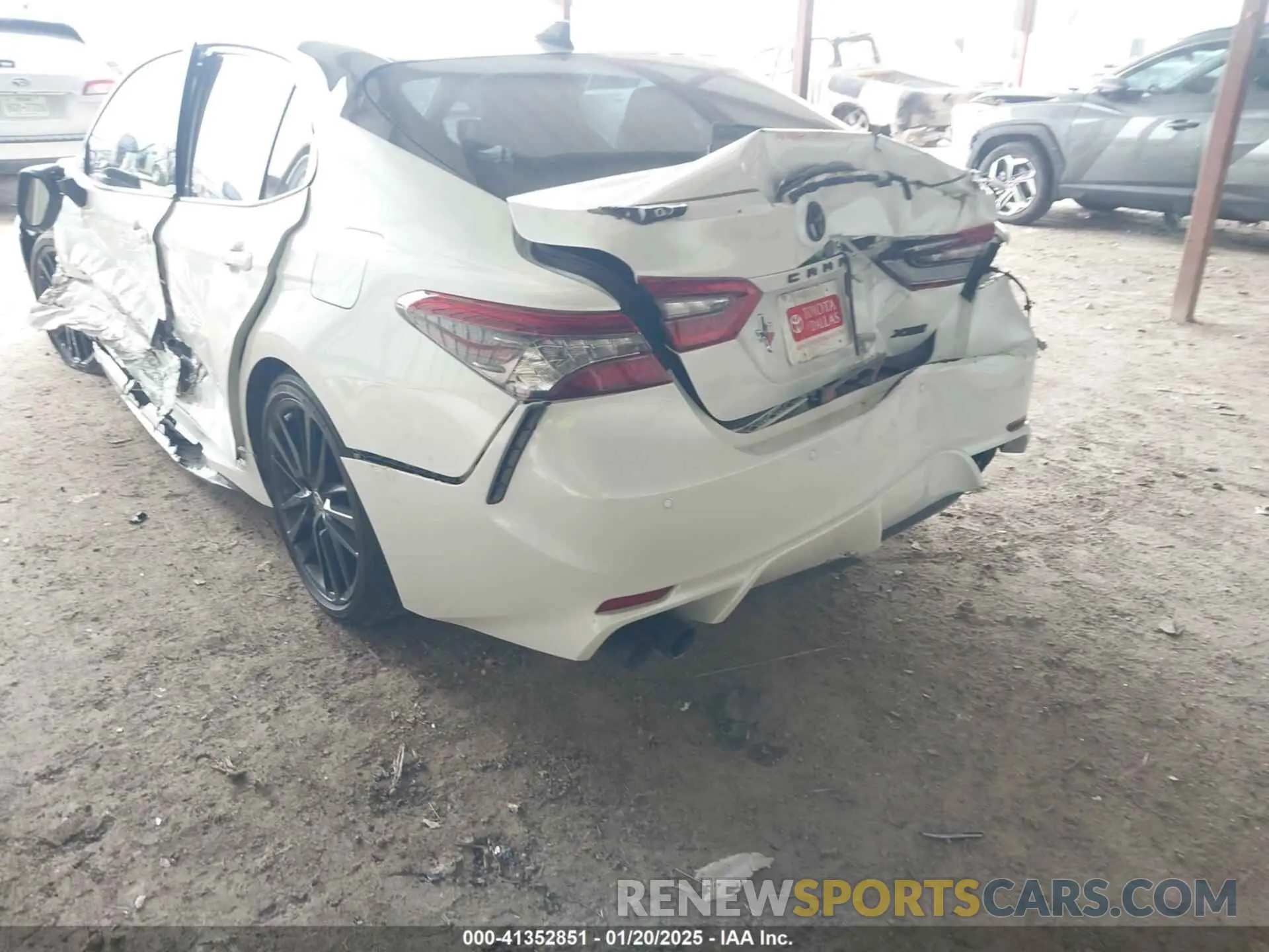 19 fotografías del automóvil dañado 4T1KZ1AK0NU069545 TOYOTA CAMRY 2022