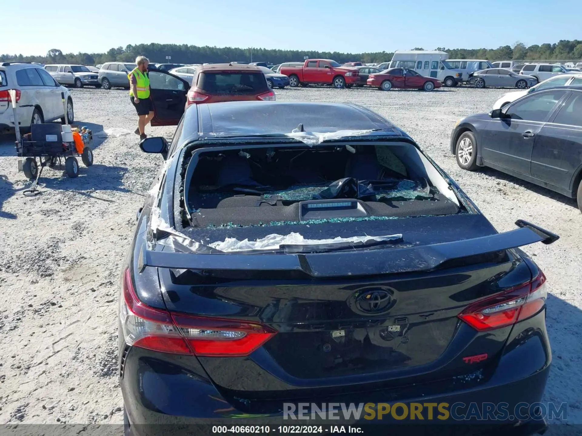 6 fotografías del automóvil dañado 4T1KZ1AK2NU065402 TOYOTA CAMRY 2022