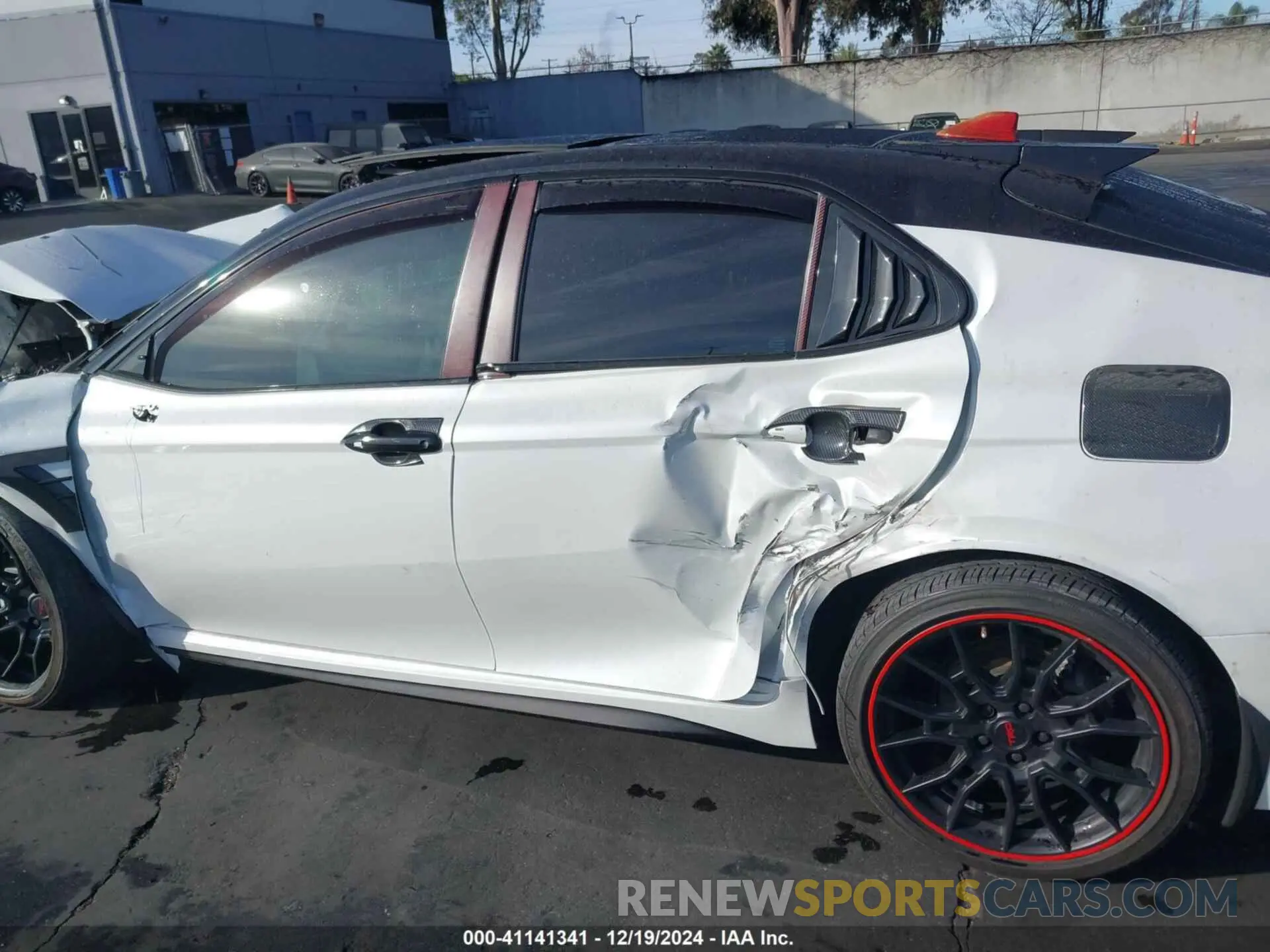 14 fotografías del automóvil dañado 4T1KZ1AK3NU065294 TOYOTA CAMRY 2022