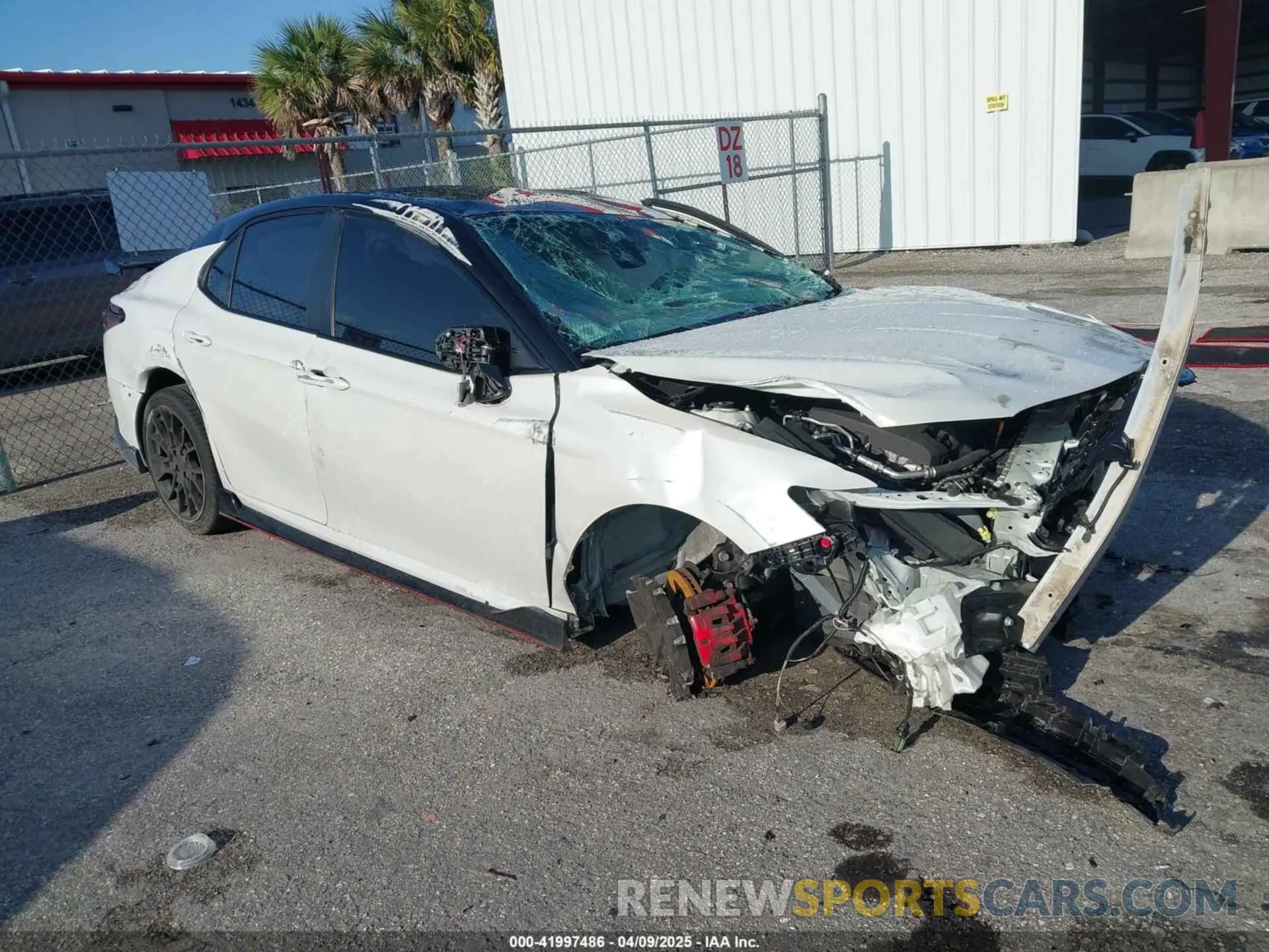 1 fotografías del automóvil dañado 4T1KZ1AK3NU068132 TOYOTA CAMRY 2022