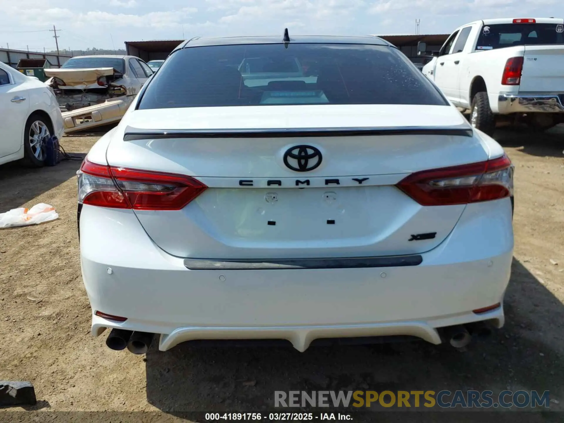 16 fotografías del automóvil dañado 4T1KZ1AK3NU070981 TOYOTA CAMRY 2022