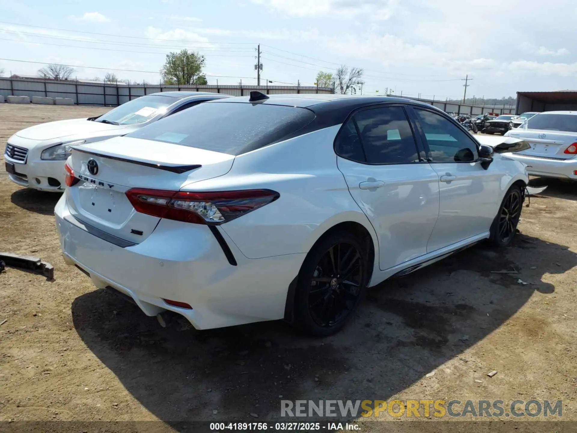 4 fotografías del automóvil dañado 4T1KZ1AK3NU070981 TOYOTA CAMRY 2022