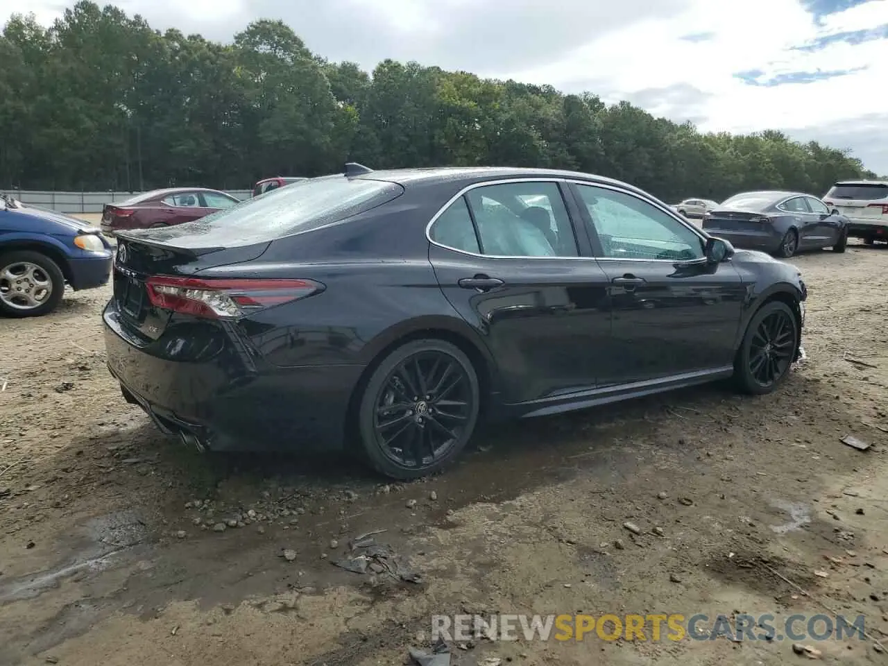 3 fotografías del automóvil dañado 4T1KZ1AK4NU069063 TOYOTA CAMRY 2022