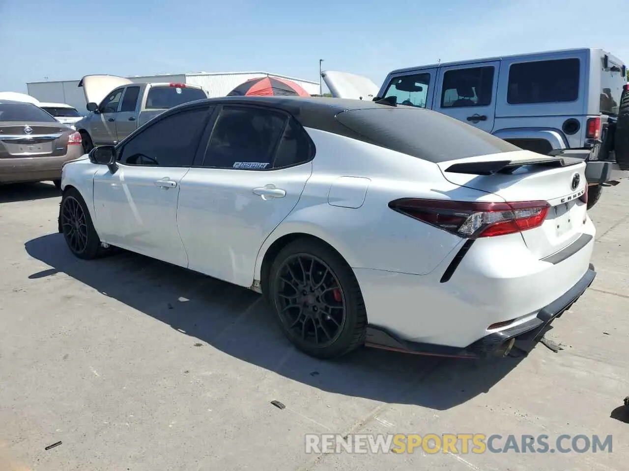 2 fotografías del automóvil dañado 4T1KZ1AK5NU060498 TOYOTA CAMRY 2022