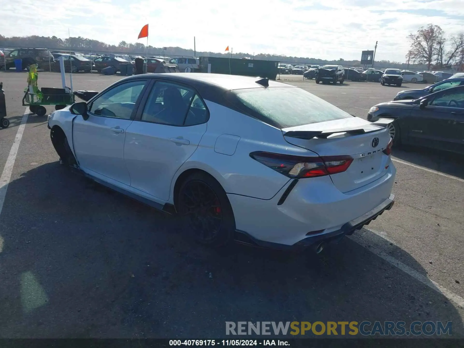 3 fotografías del automóvil dañado 4T1KZ1AK5NU061165 TOYOTA CAMRY 2022