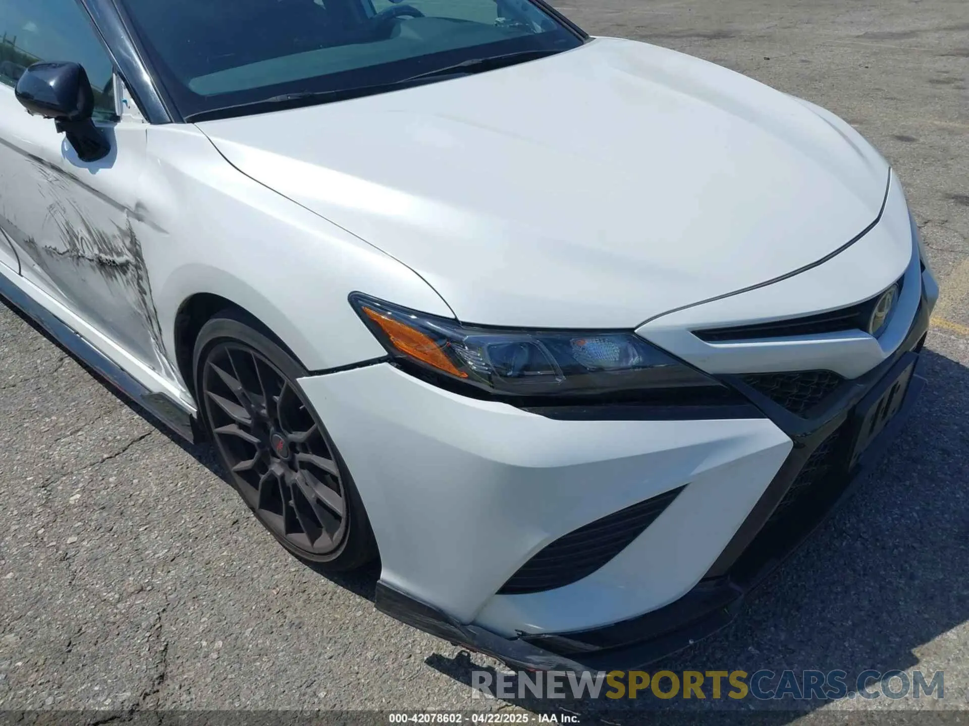18 fotografías del automóvil dañado 4T1KZ1AK6NU066620 TOYOTA CAMRY 2022