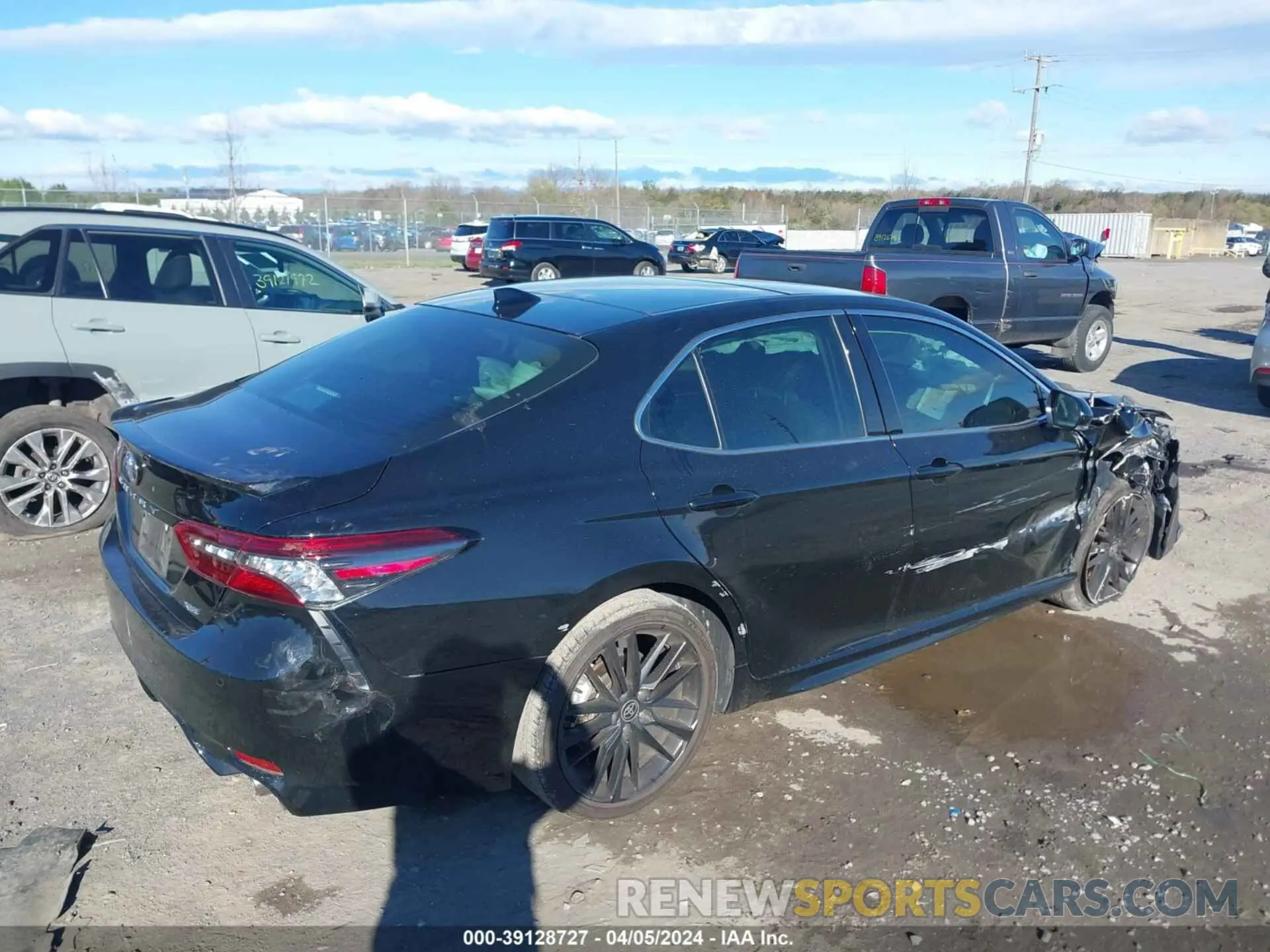 4 fotografías del automóvil dañado 4T1KZ1AK7NU063984 TOYOTA CAMRY 2022