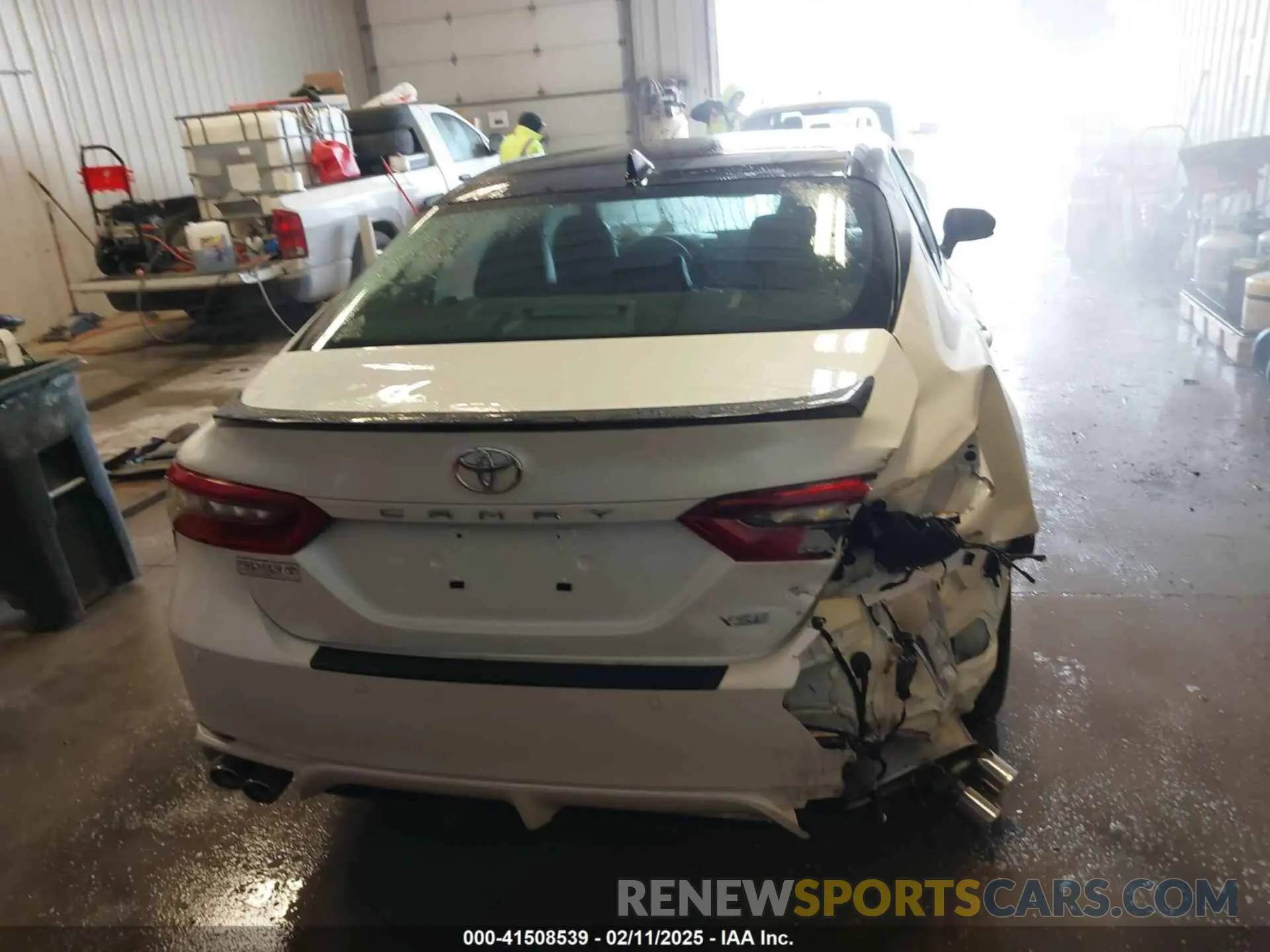17 fotografías del automóvil dañado 4T1KZ1AK7NU068652 TOYOTA CAMRY 2022