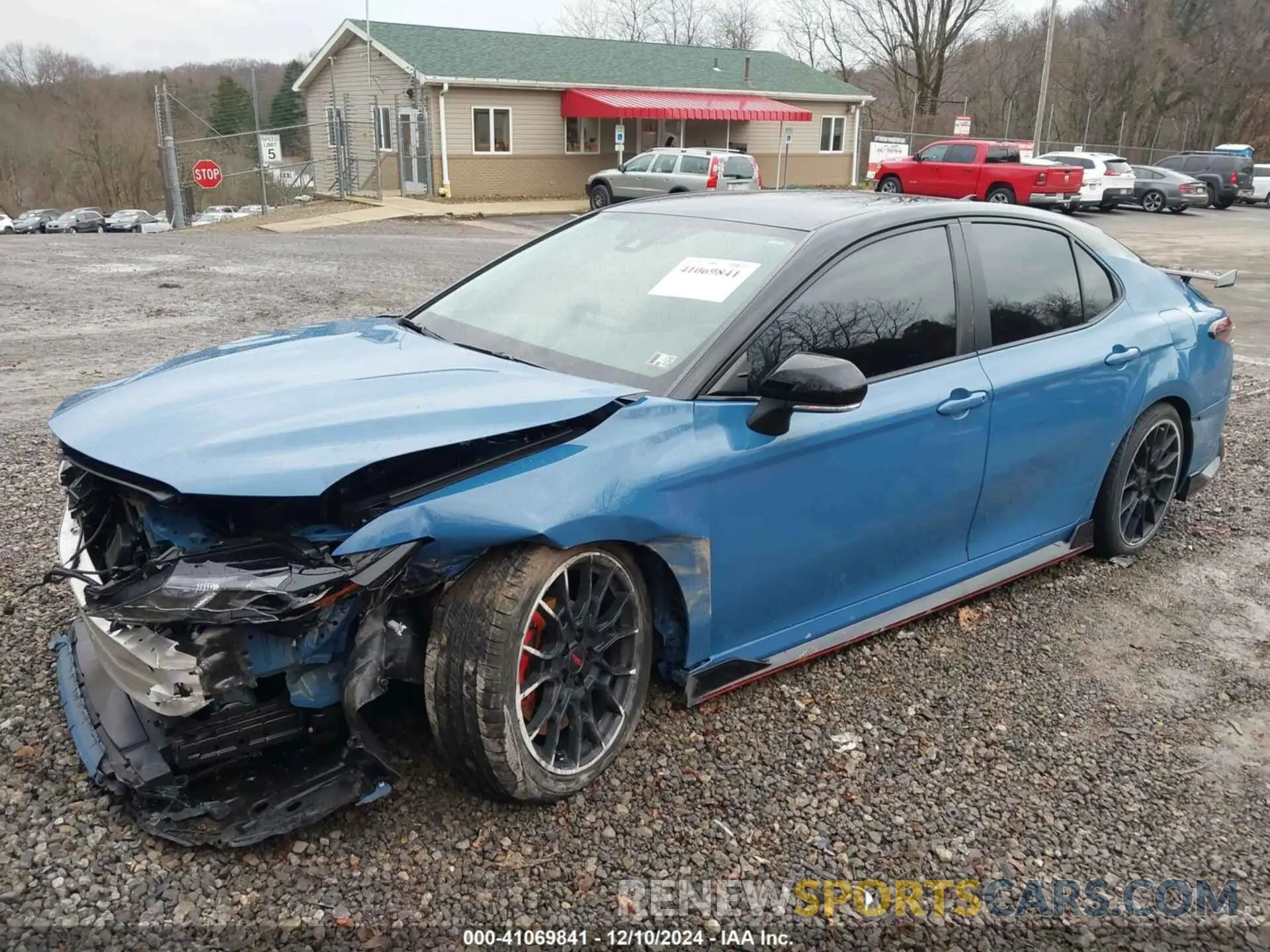 2 fotografías del automóvil dañado 4T1KZ1AK7NU068702 TOYOTA CAMRY 2022