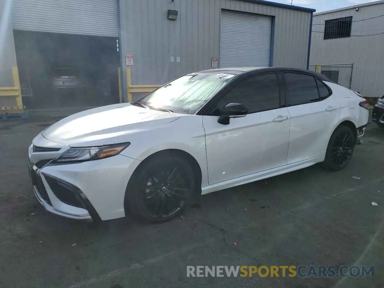 1 fotografías del automóvil dañado 4T1KZ1AK8NU062827 TOYOTA CAMRY 2022